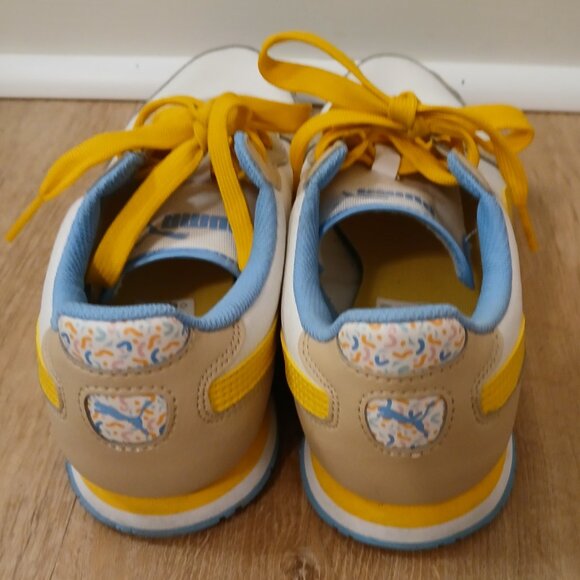 Puma women's Cabana Run Sneaker (Pre-loved) - Picture 6 of 10